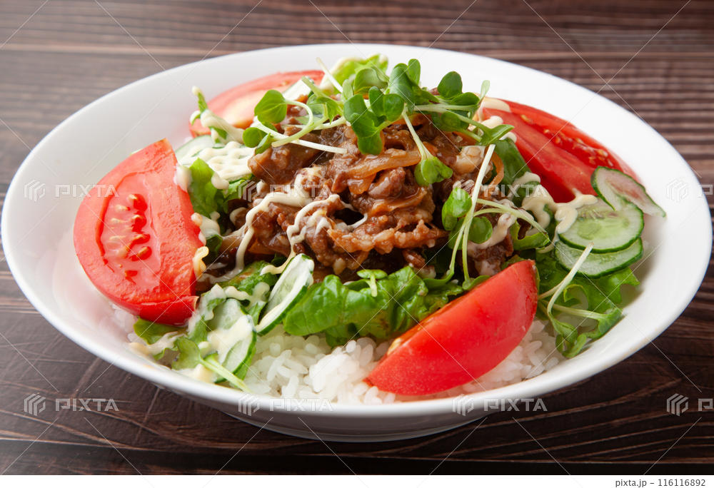 喫茶店文化が生んだ優しい丼「シシリアンライス」のイメージ