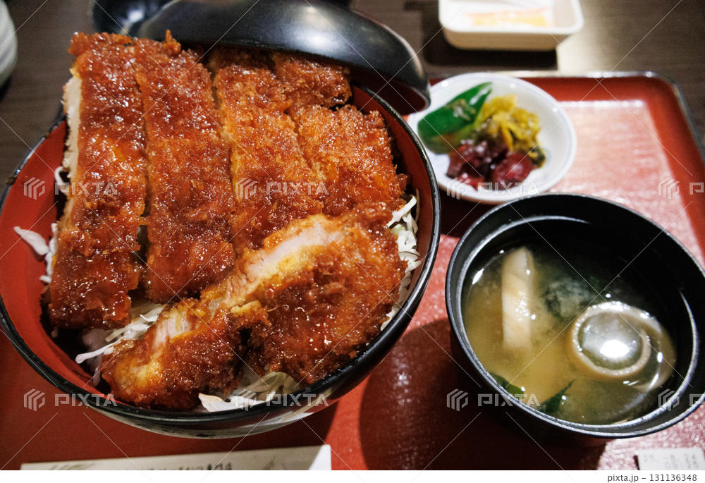 サクッと甘辛「会津ソースカツ丼」のイメージ
