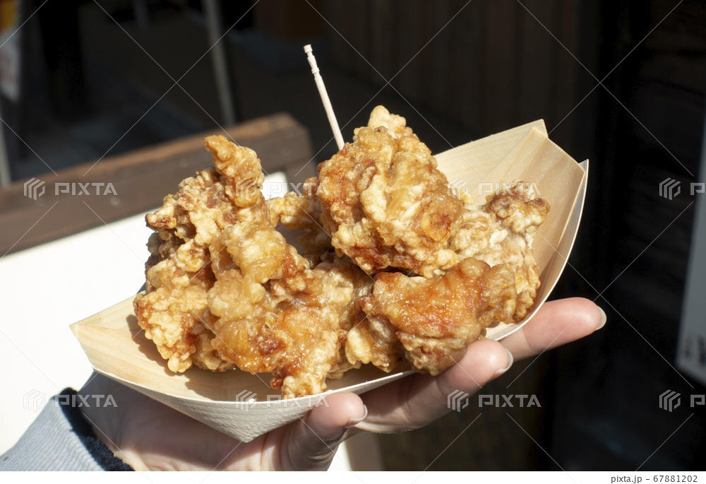 現地で食べるB級グルメのイメージ