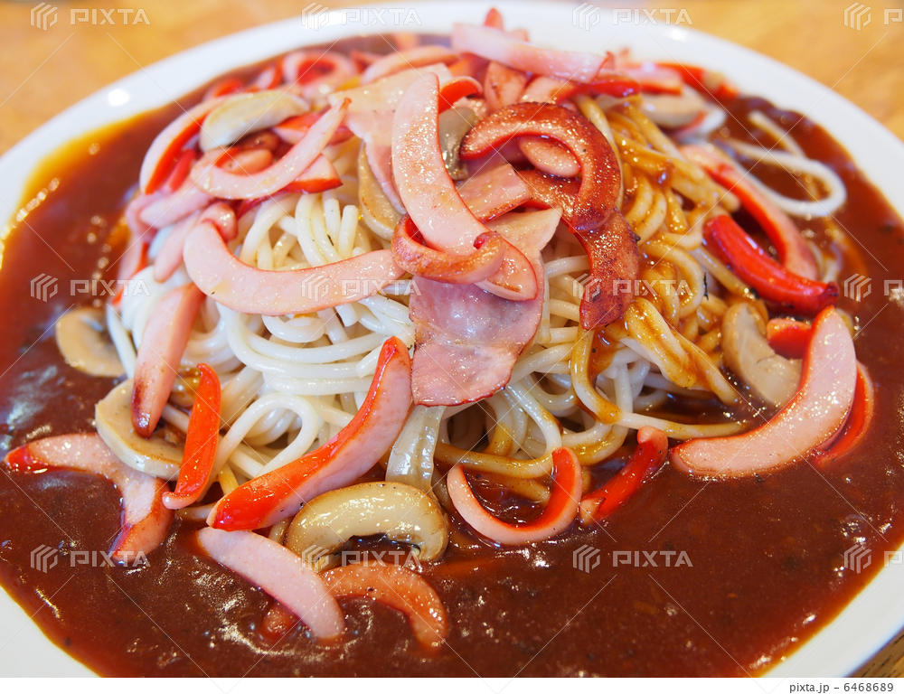 太麺に絡むスパイシーソースがクセになる「名古屋あんかけスパ」のイメージ